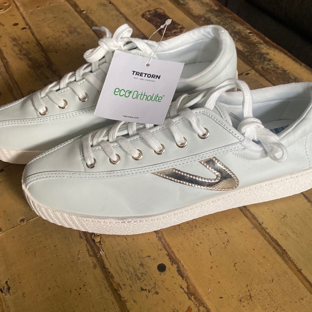 TRETORN SNEAKERS LEATHER SNEAKERS MINT METALLIC RETRO Y2K 8.5 M NWT